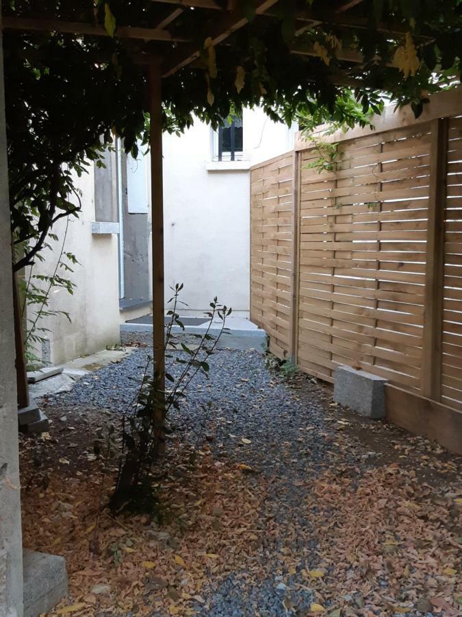 L'Abri D'Emilie - Chambre D'Hotes Saint-Xandre Exteriér fotografie